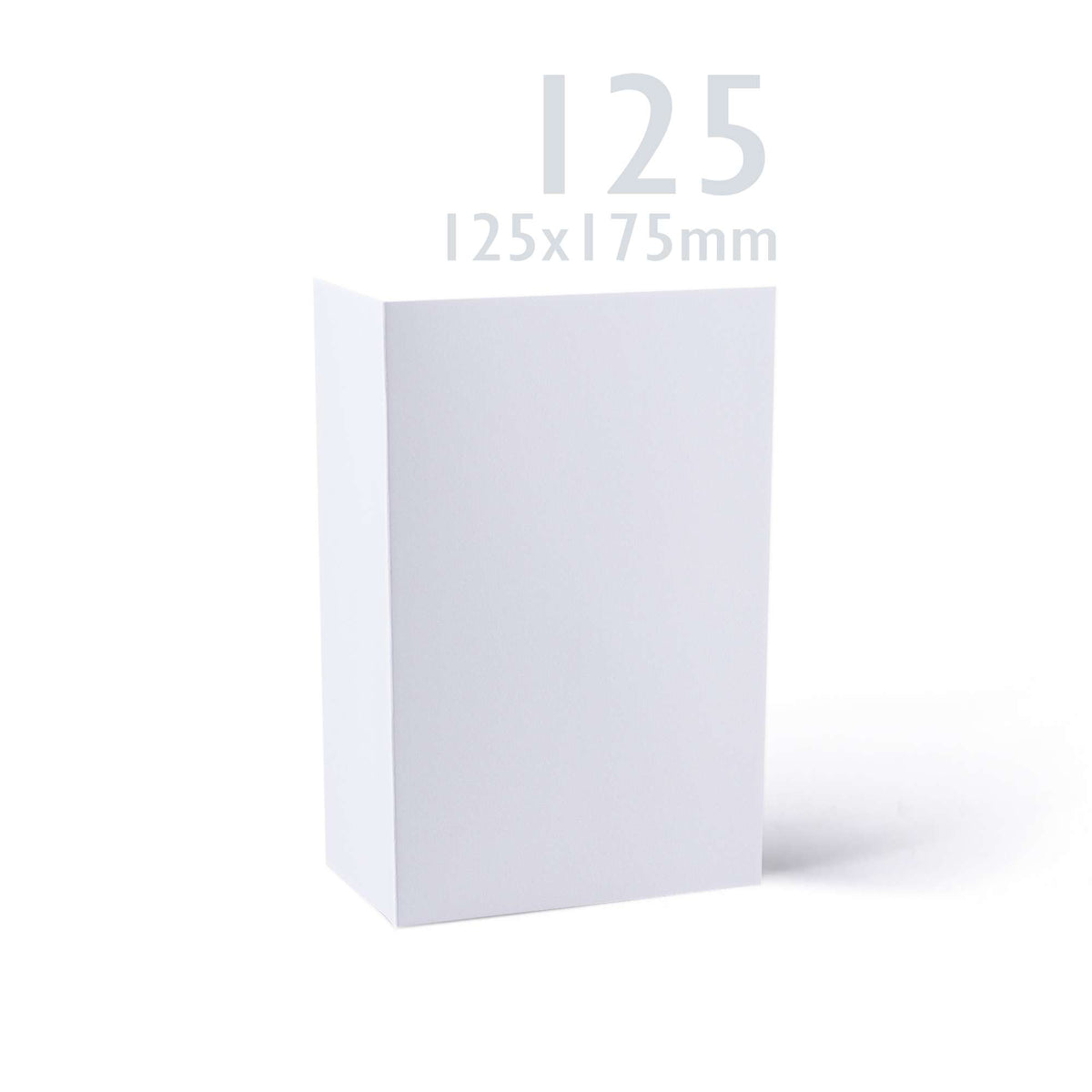 Pack de tarjetas de 300 g/m² y sobres blancos de 100g/m² con textura lisa