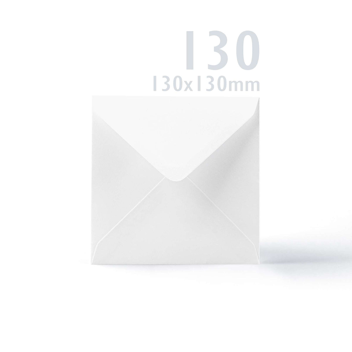 Pack de tarjetas de 300 g/m² y sobres blancos de 100g/m² con textura lisa
