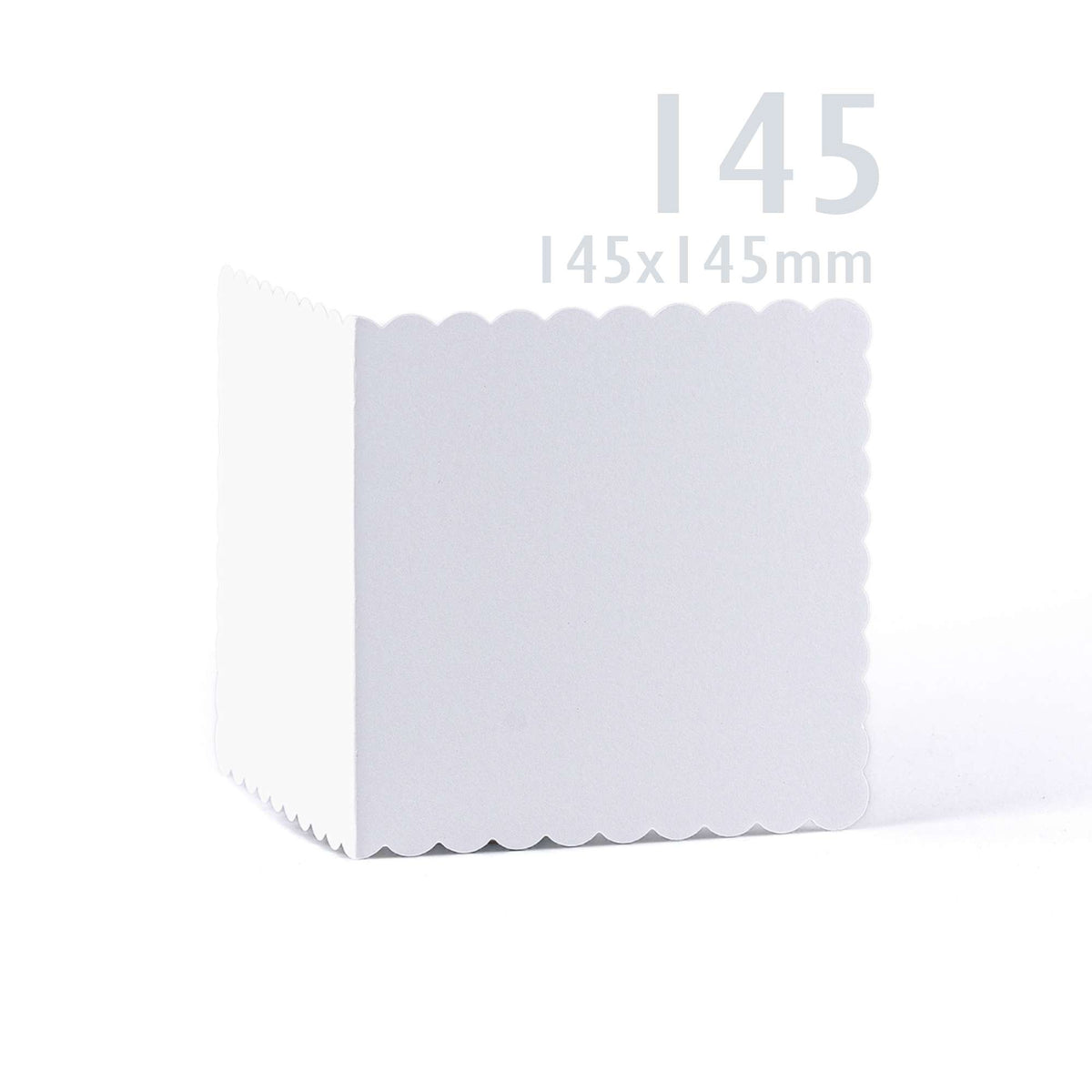 Pack de tarjetas y sobres blancos con borde ondulado