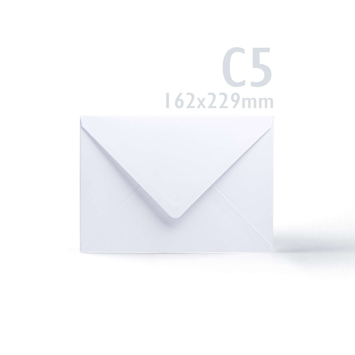 Pack de tarjetas y sobres blancos con borde ondulado