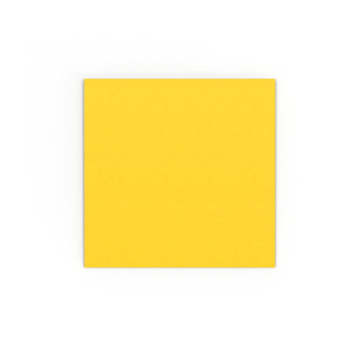 Sobre amarillo de 130x130 mm