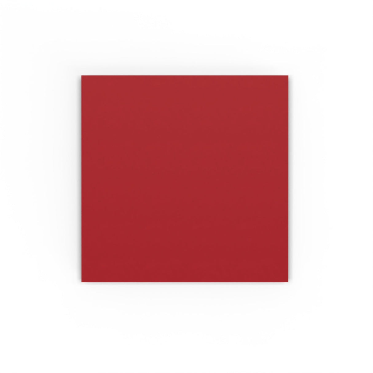 Sobre rojo oscuro de 140x140 mm