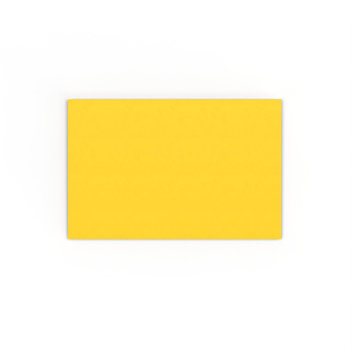 Sobre amarillo de 65x94 mm