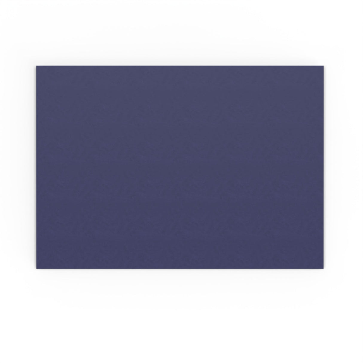 Sobre azul oscuro de 162x229 mm (C5)
