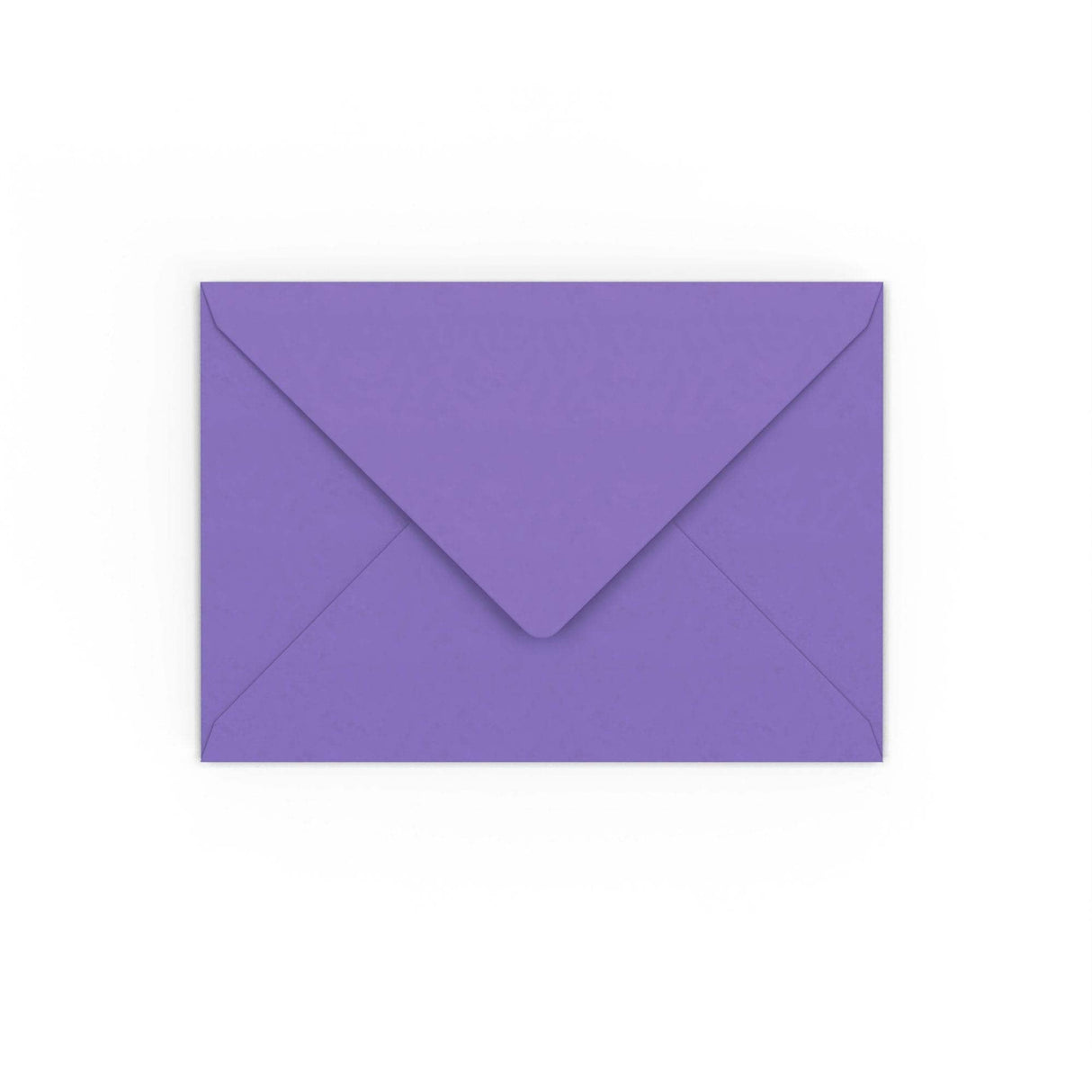 Sobre morado de 114x162 mm (C6)