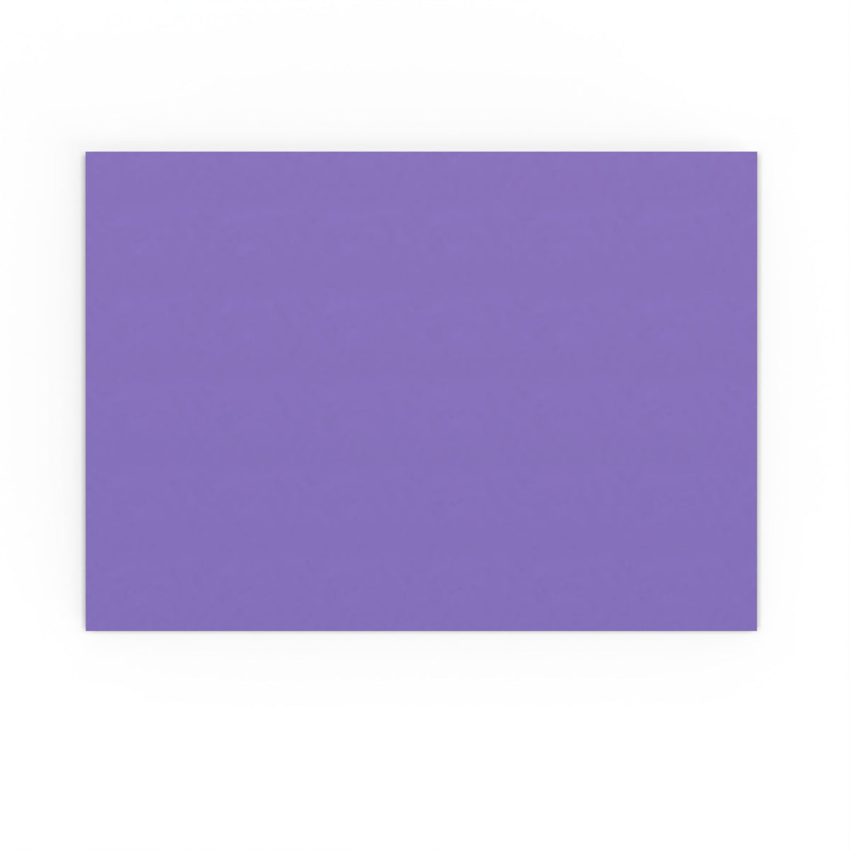Sobre morado de 162x229 mm (C5)