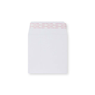 Sobre blanco de alto gramaje de 140x140 mm