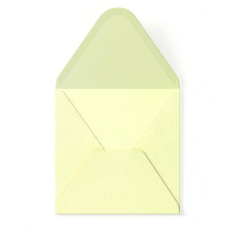 Sobre marfil efecto martillado 130 x 130 mm