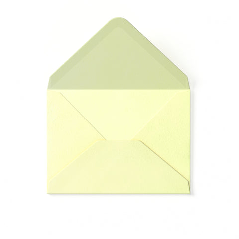 Sobre marfil efecto martillado 82x113 mm