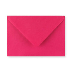 Sobre fucsia de 133x184 mm