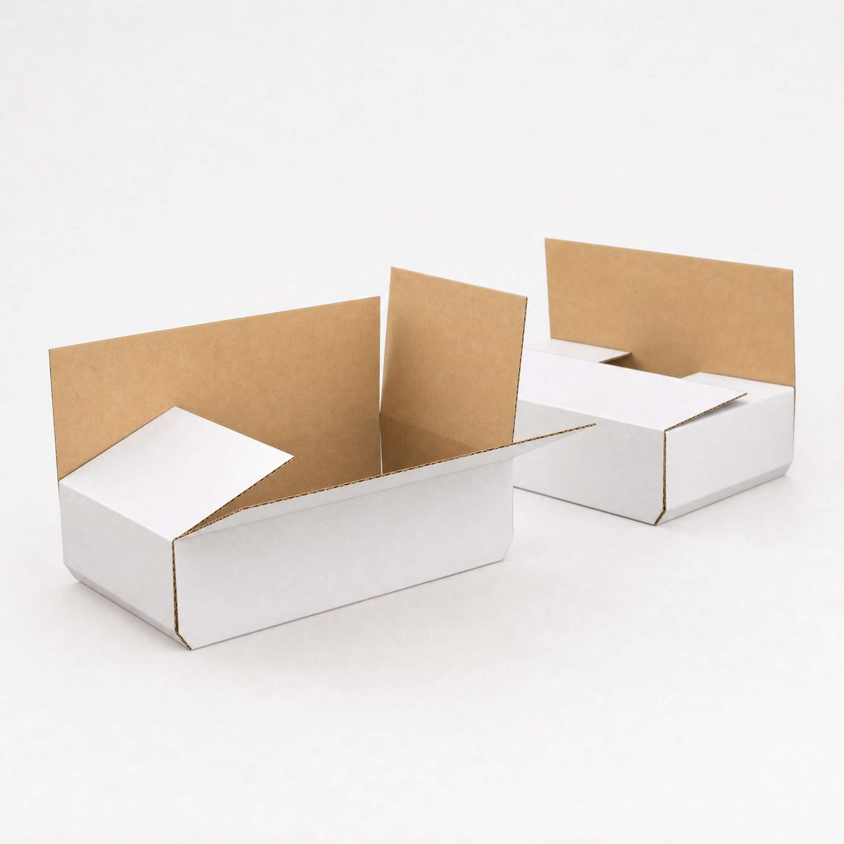 Cajas en cruz de cartón para envíos