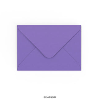 Sobre morado de 125x175 mm