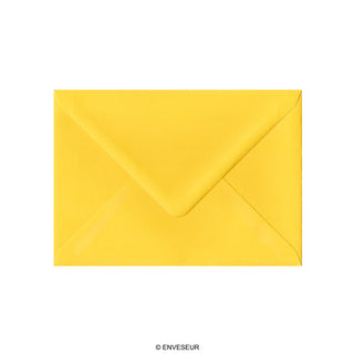Sobre amarillo de 133x184 mm