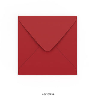 Sobre rojo oscuro de 155x155 mm