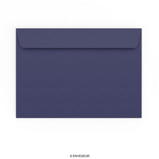 Sobre azul oscuro de 162x229 mm (C5)
