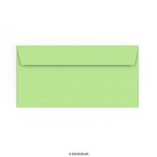 Sobre verde pastel de 110x220 mm (DL)