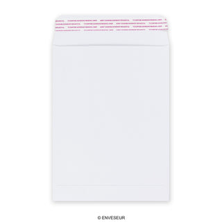Sobre blanco de alto gramaje de 241x178 mm