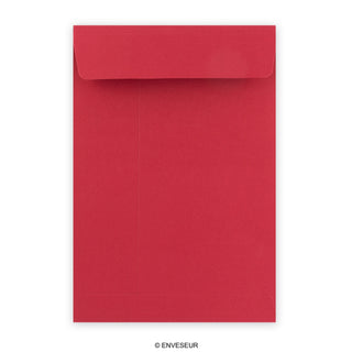 Sobre rojo de alto gramaje con fuelle de 324x229x25 mm (C4)