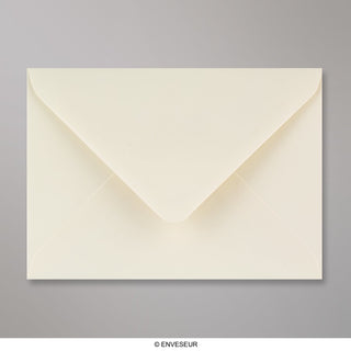 Sobre marfil de 114x162 mm (C6)
